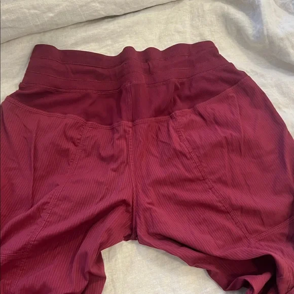 Lululemon Burgundy Dance Studio Pants regular & wonderunder leggings 3/4 length - Picture 4 of 10